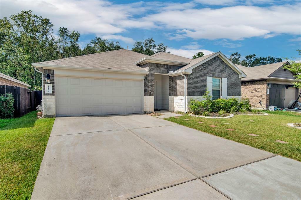 Property Photo:  20850 Olive Leaf Street  TX 77357 