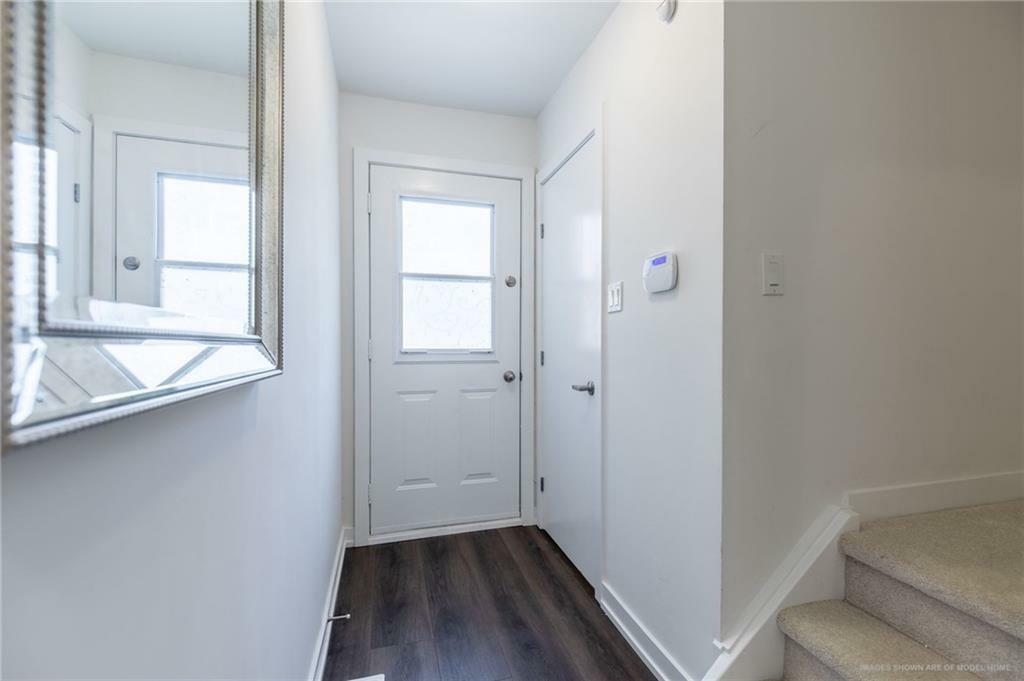 Property Photo:  1444 Upper Ottawa Street 34  ON L8W 1N3 