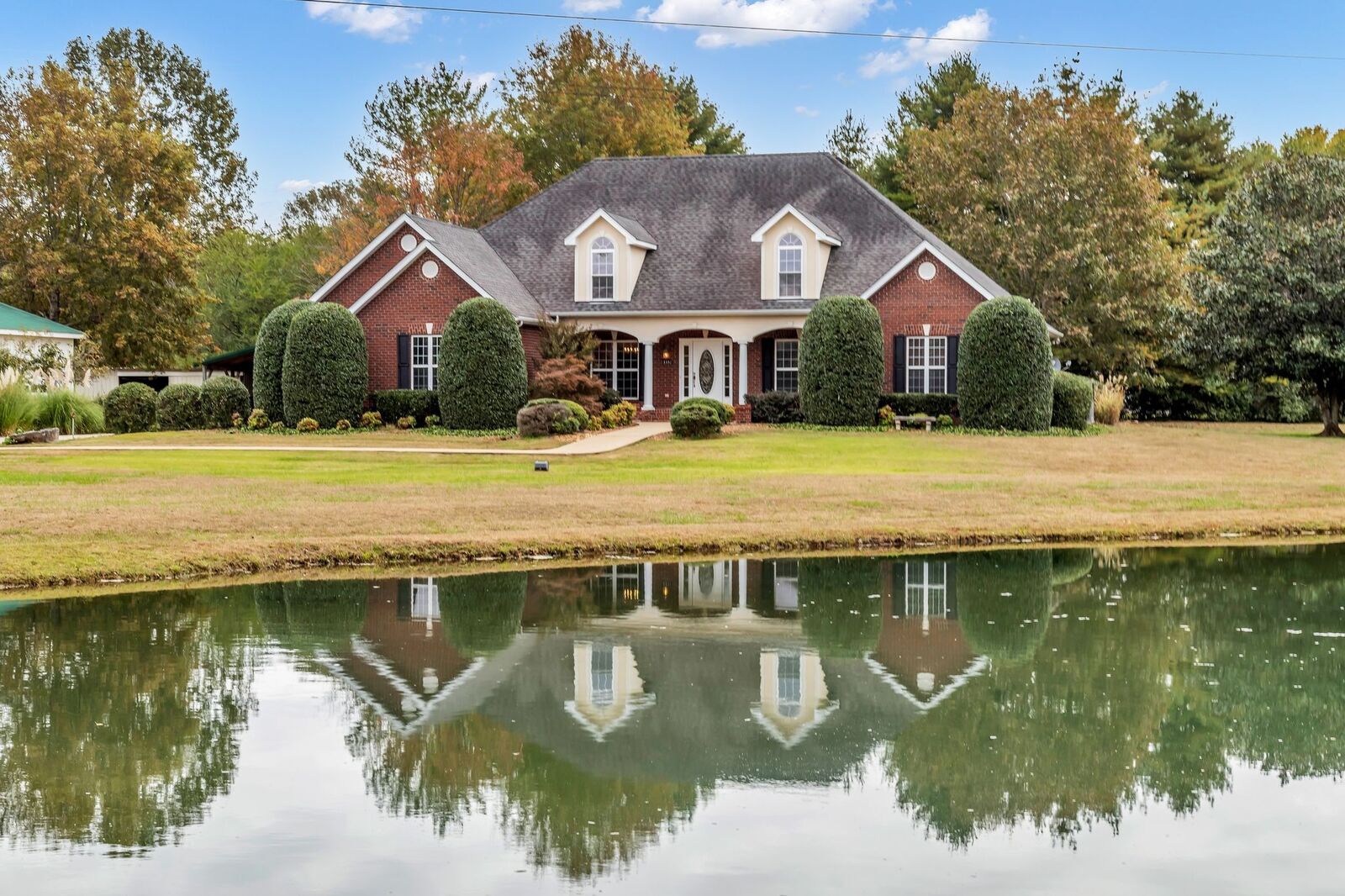 Property Photo: 3351 Shacklett Rd TN 37129