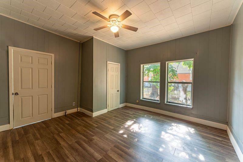 Property Photo:  1716 Maple Avenue  TX 75460 