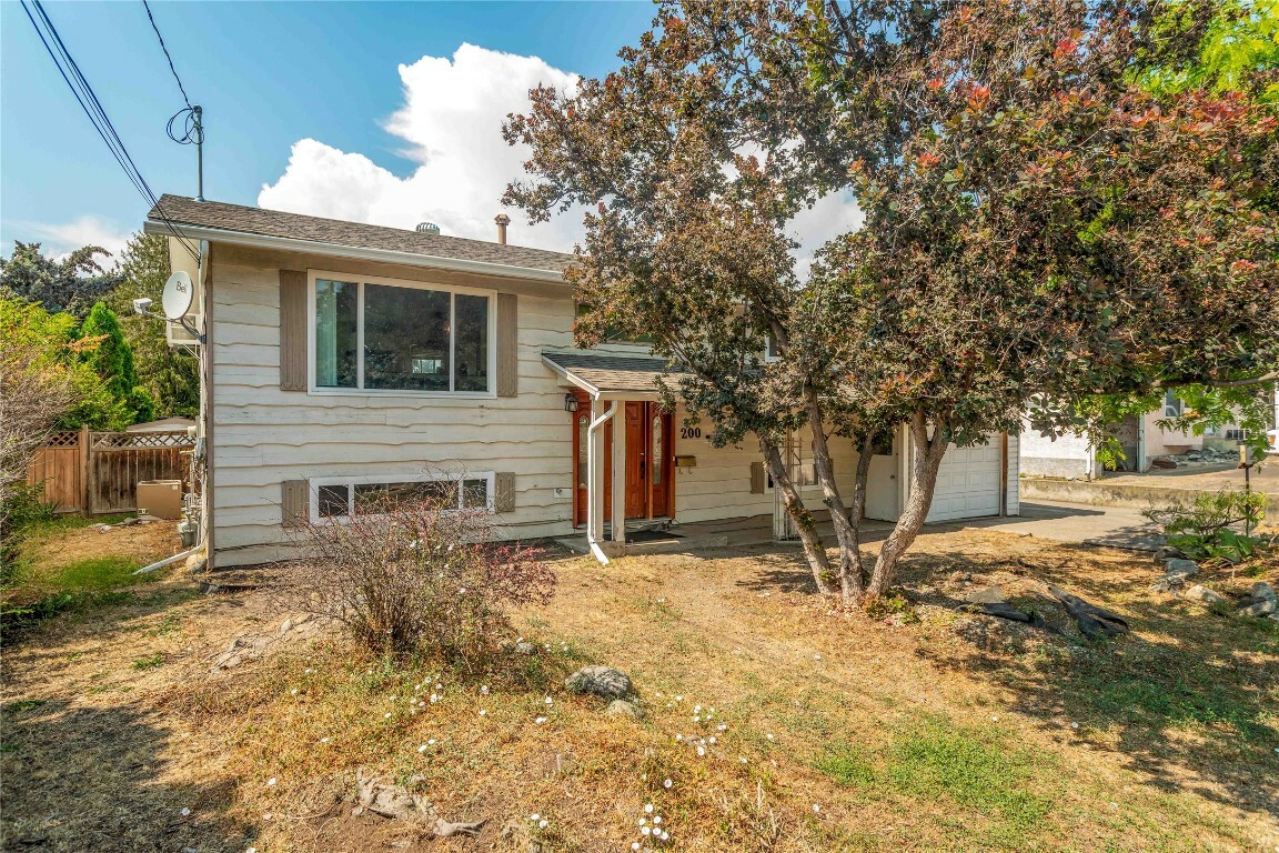 Property Photo:  200 Dundas Road  BC V1X 3X7 