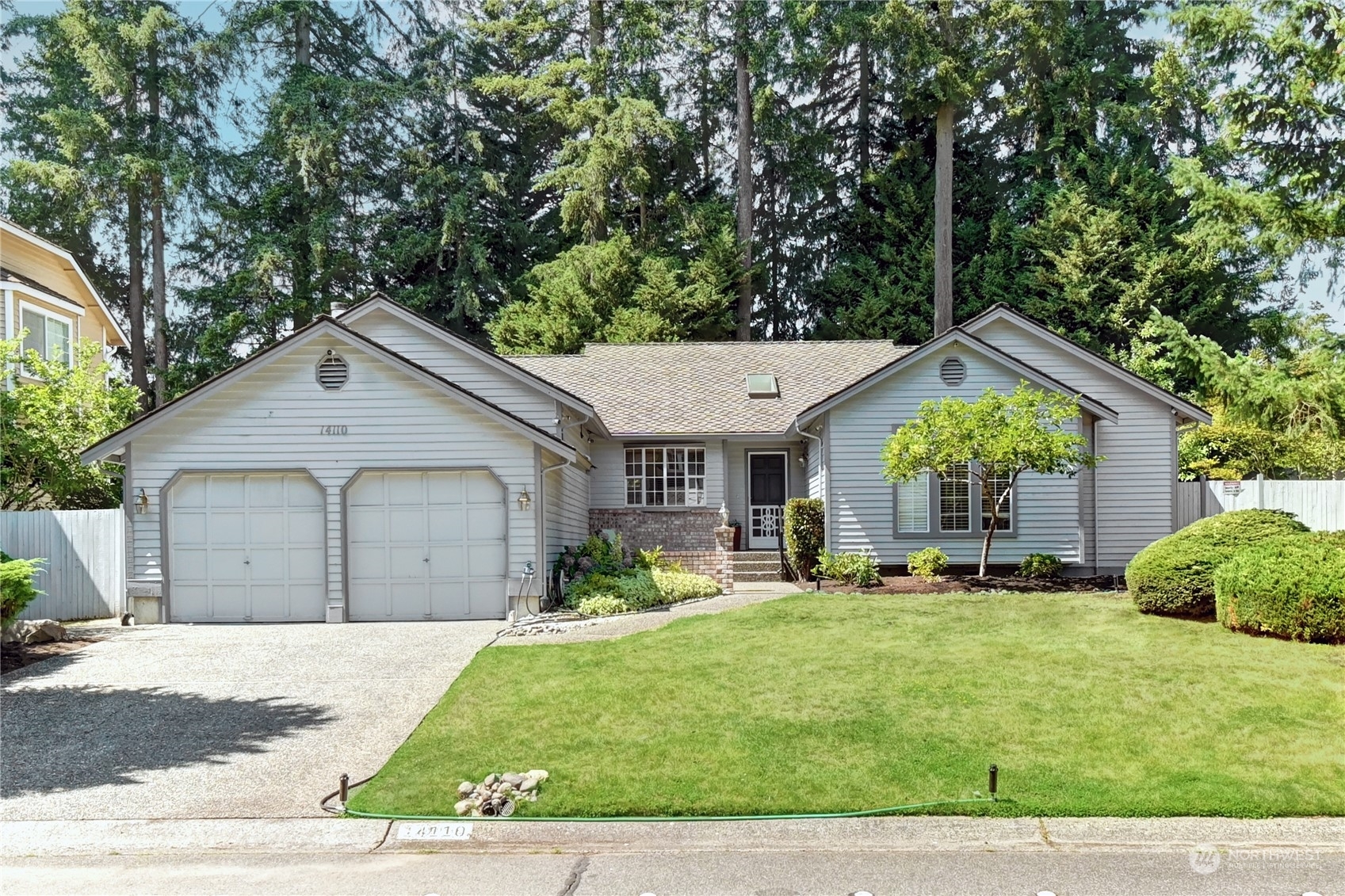 Property Photo:  14110 11th Drive SE  WA 98012 