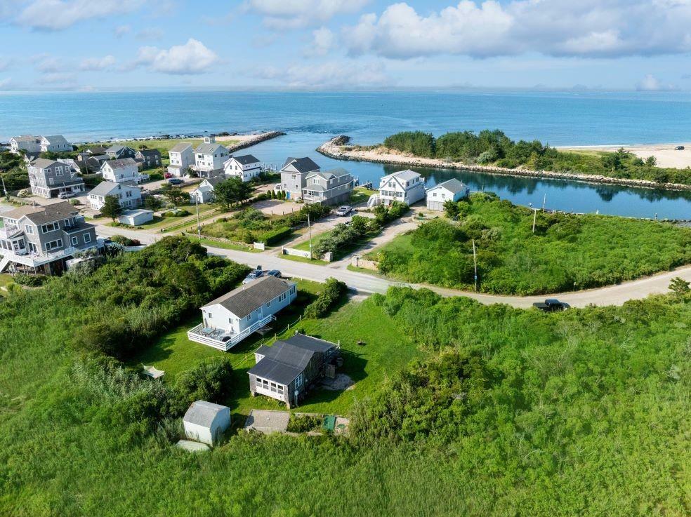 Property Photo:  853 W Beach Road  RI 02813 