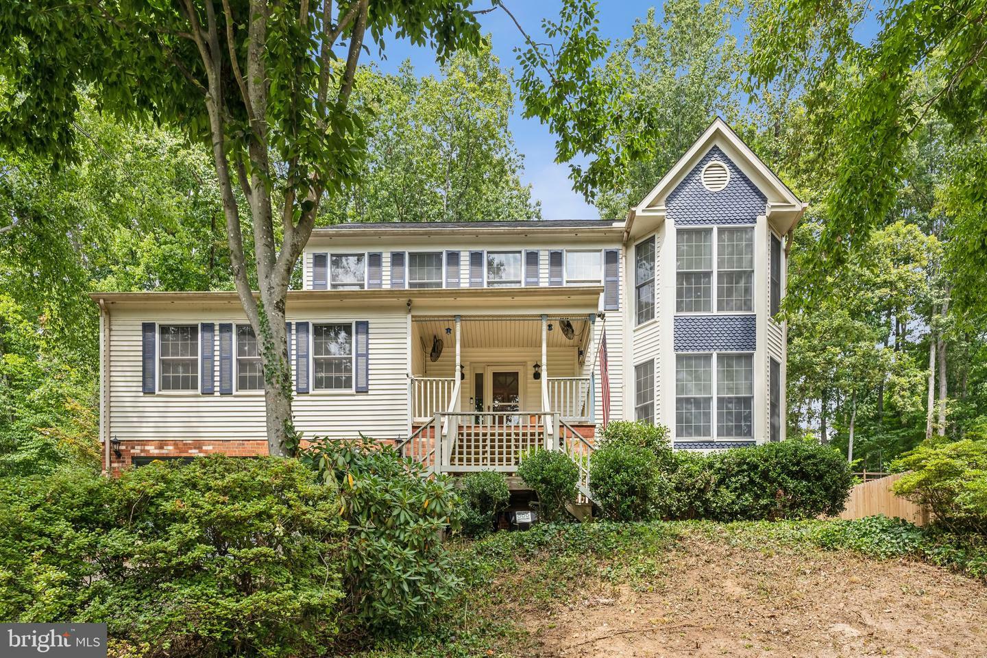 Property Photo:  2425 Harpoon Drive  VA 22554 