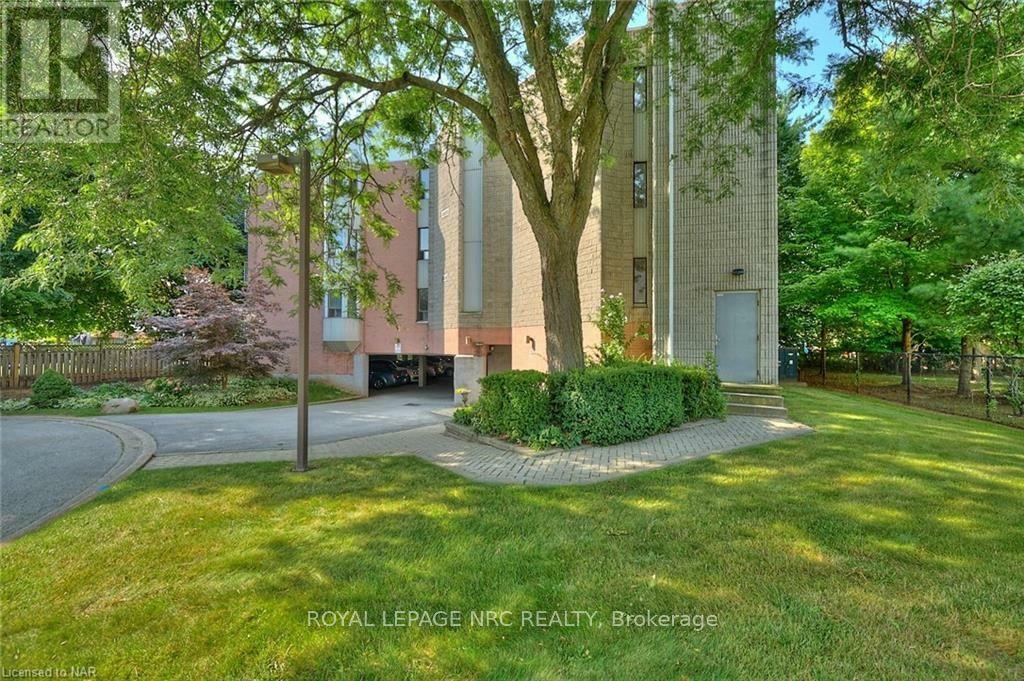 Property Photo: 5 Niagara Street 201 ON L3M 5A3