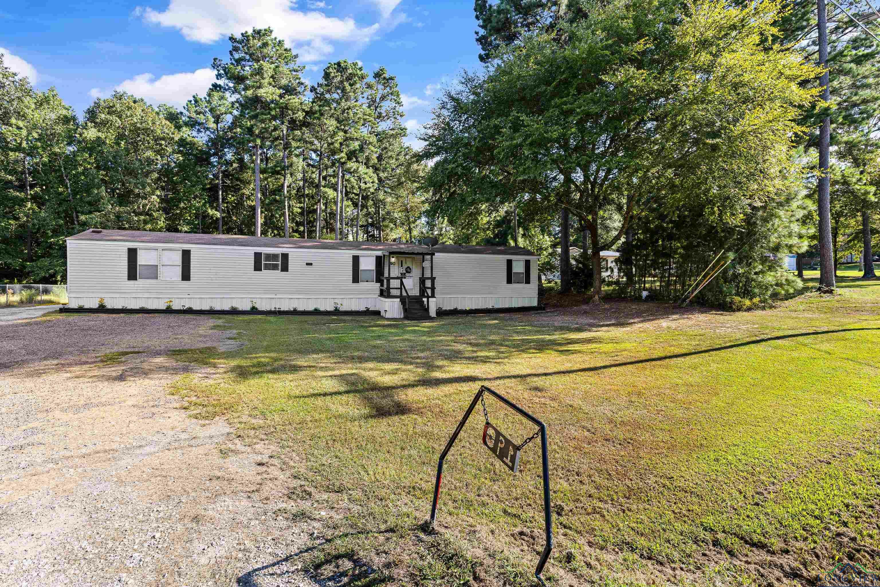 Property Photo:  190 Cross Creek Rd  TX 75605 