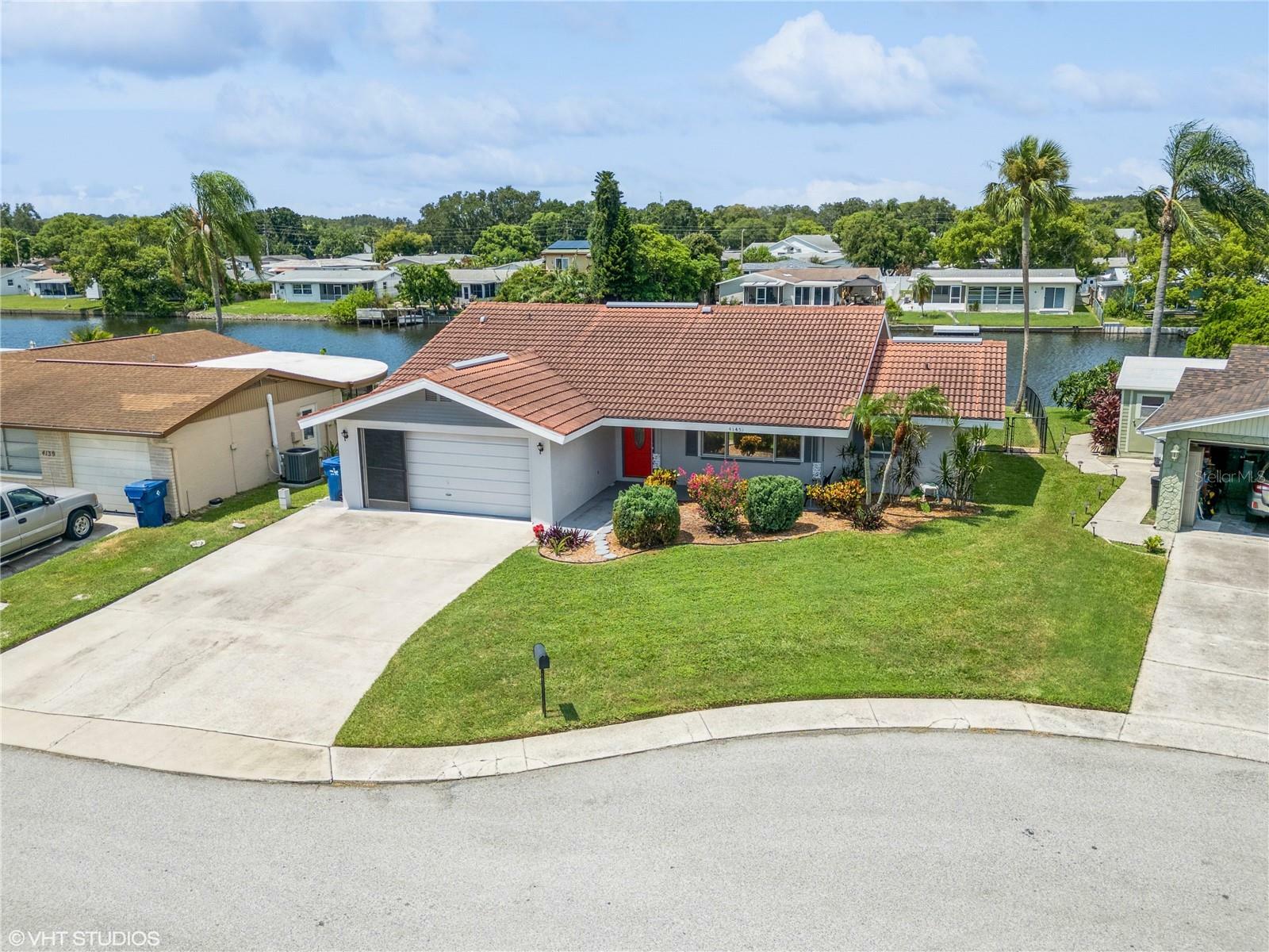 Property Photo:  4145 Star Island Drive  FL 34691 