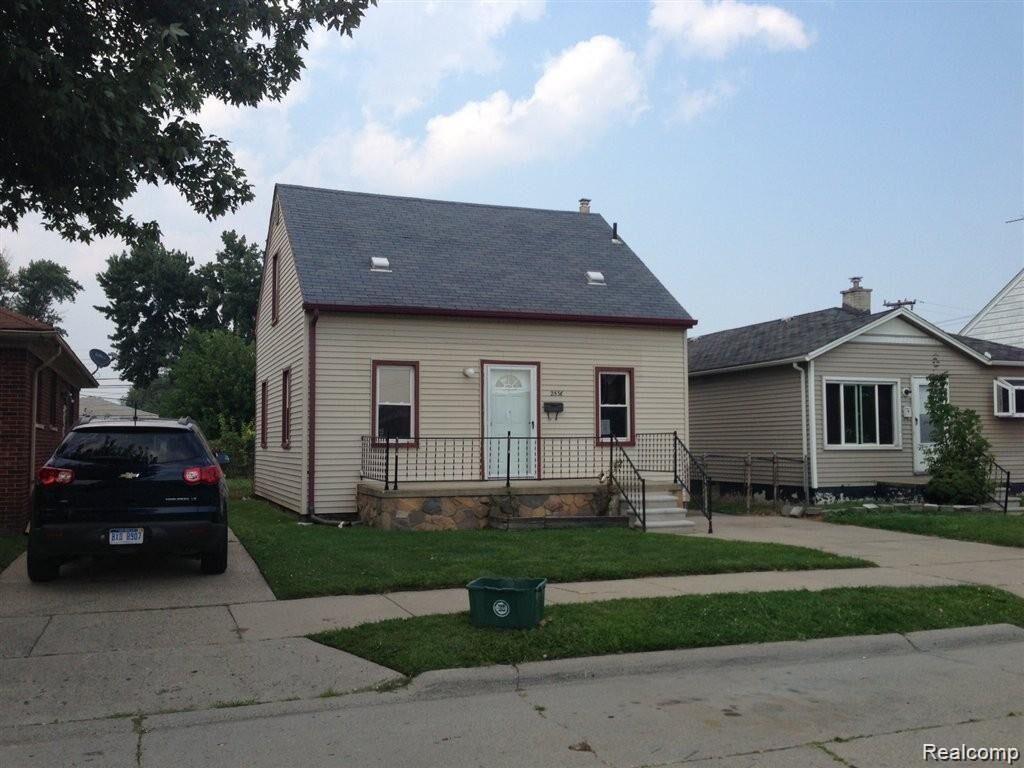 Property Photo: 2536 Emily Street MI 48122 1962