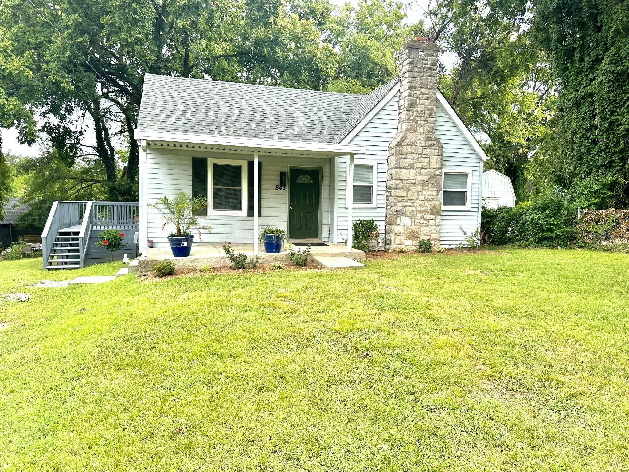 Property Photo:  843 Seymour Ave  TN 37206 