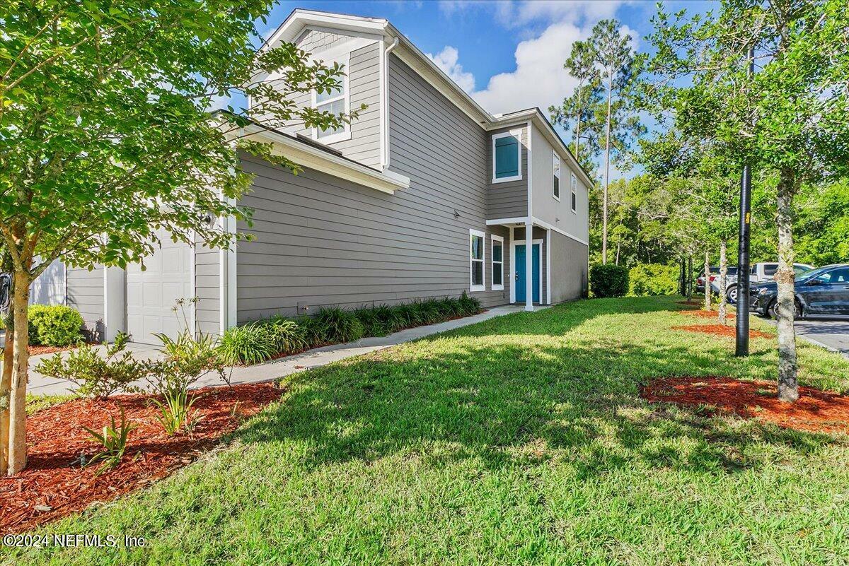 Property Photo:  780 Servia Drive  FL 32259 