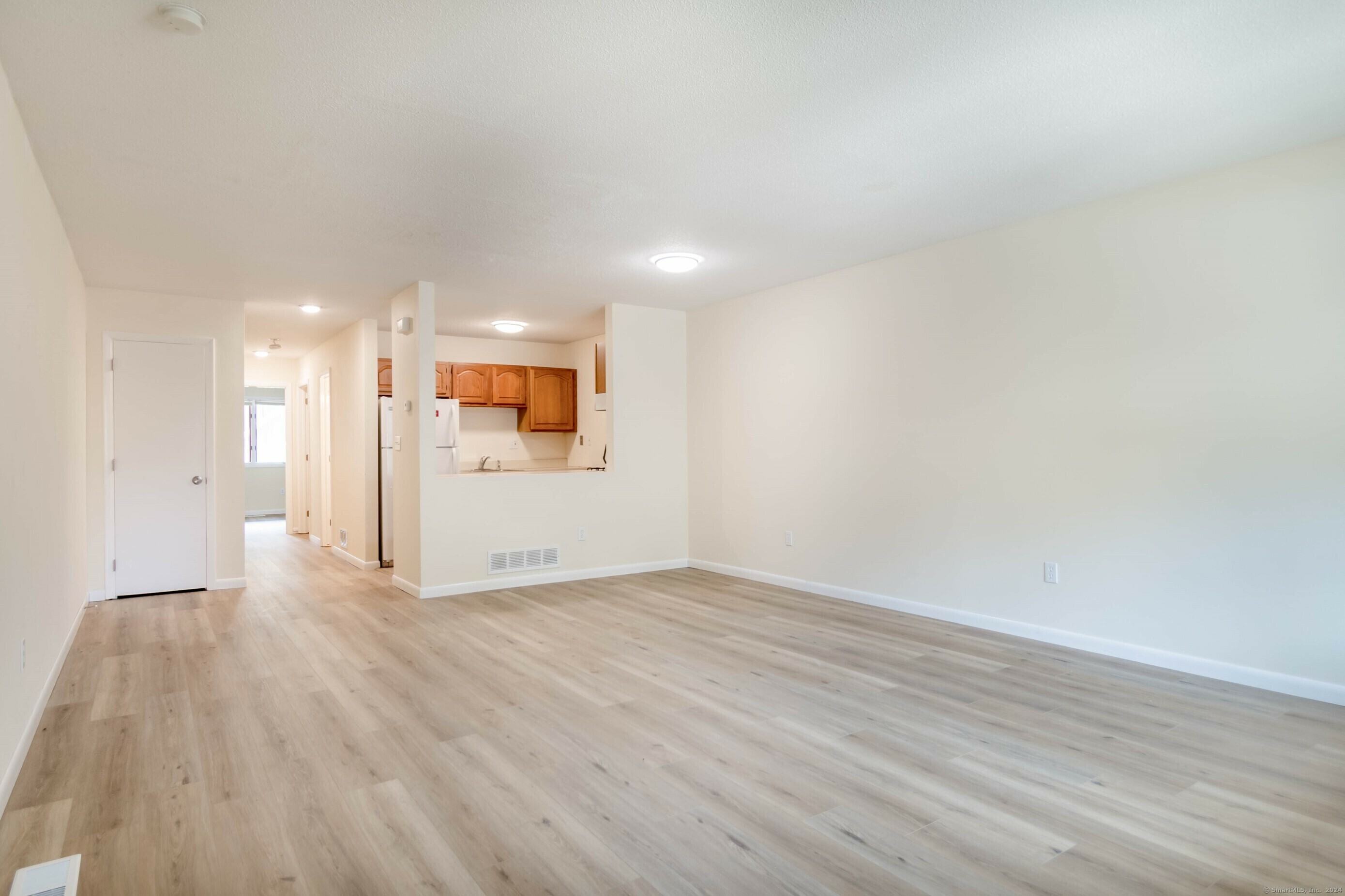 Property Photo:  3370 Madison Avenue 7A  CT 06606 