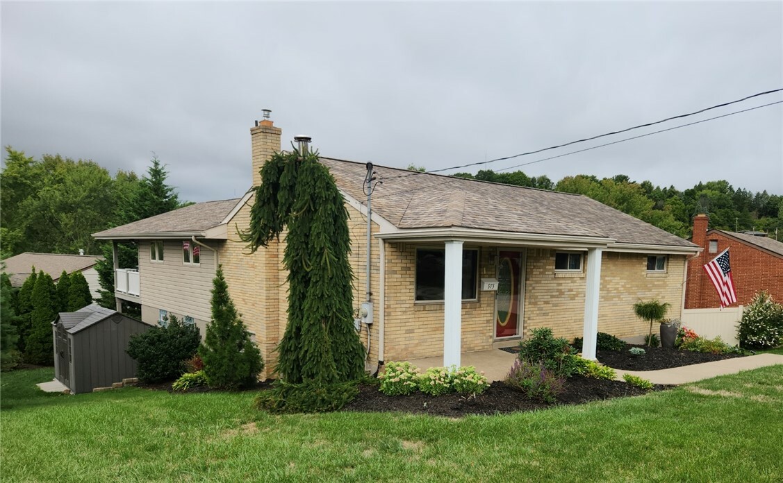 973 Diane Dr  North Versailles PA 15137 photo