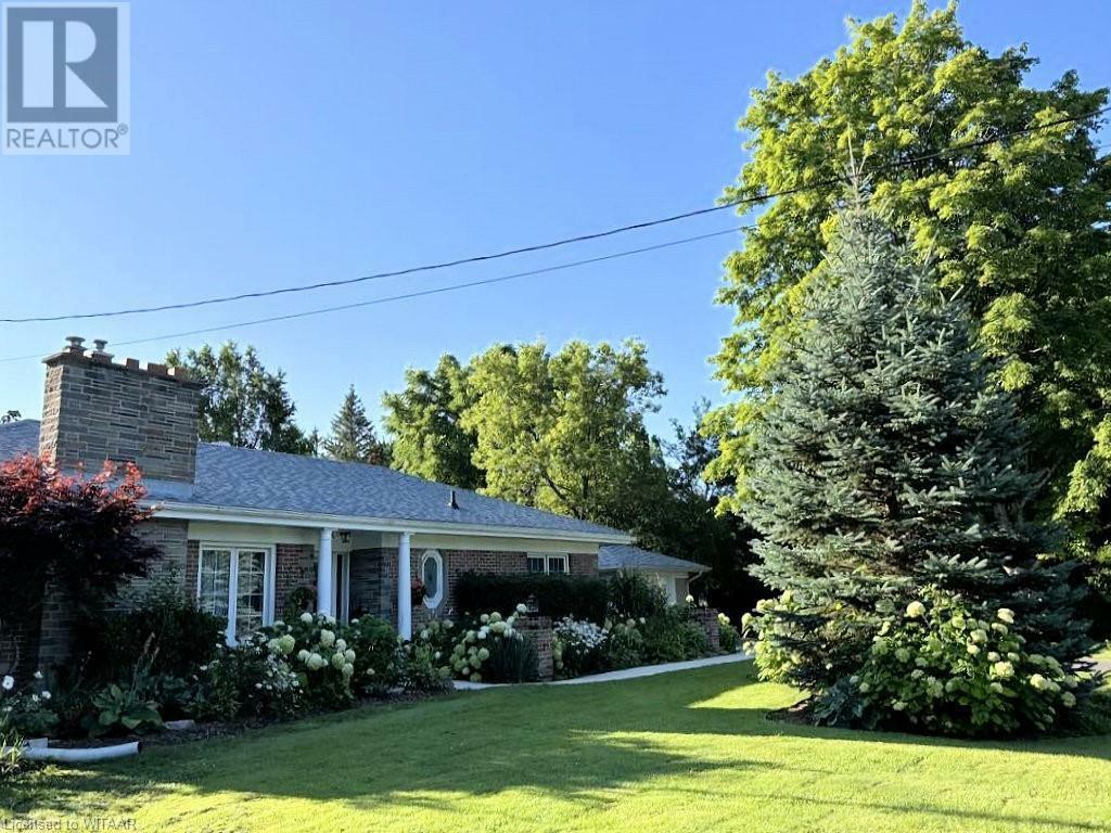 Photo de la propriété:  38 Golfdale Road  ON N3T 5H7 