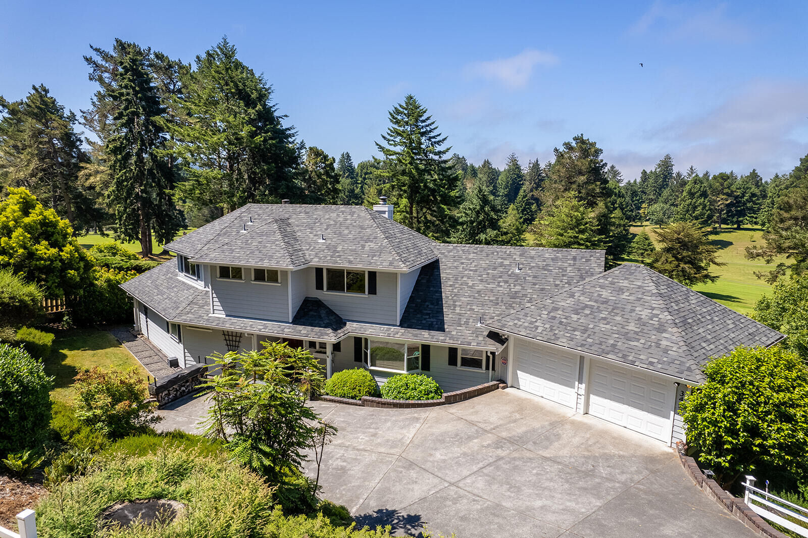 Property Photo:  3493 Buttermilk Lane  CA 95521 