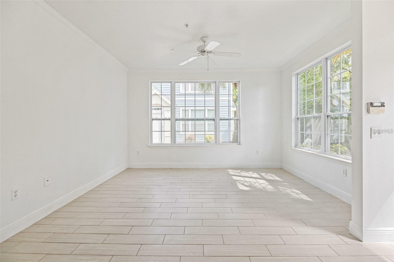 Property Photo:  5571 Rosehill Road 104  FL 34233 