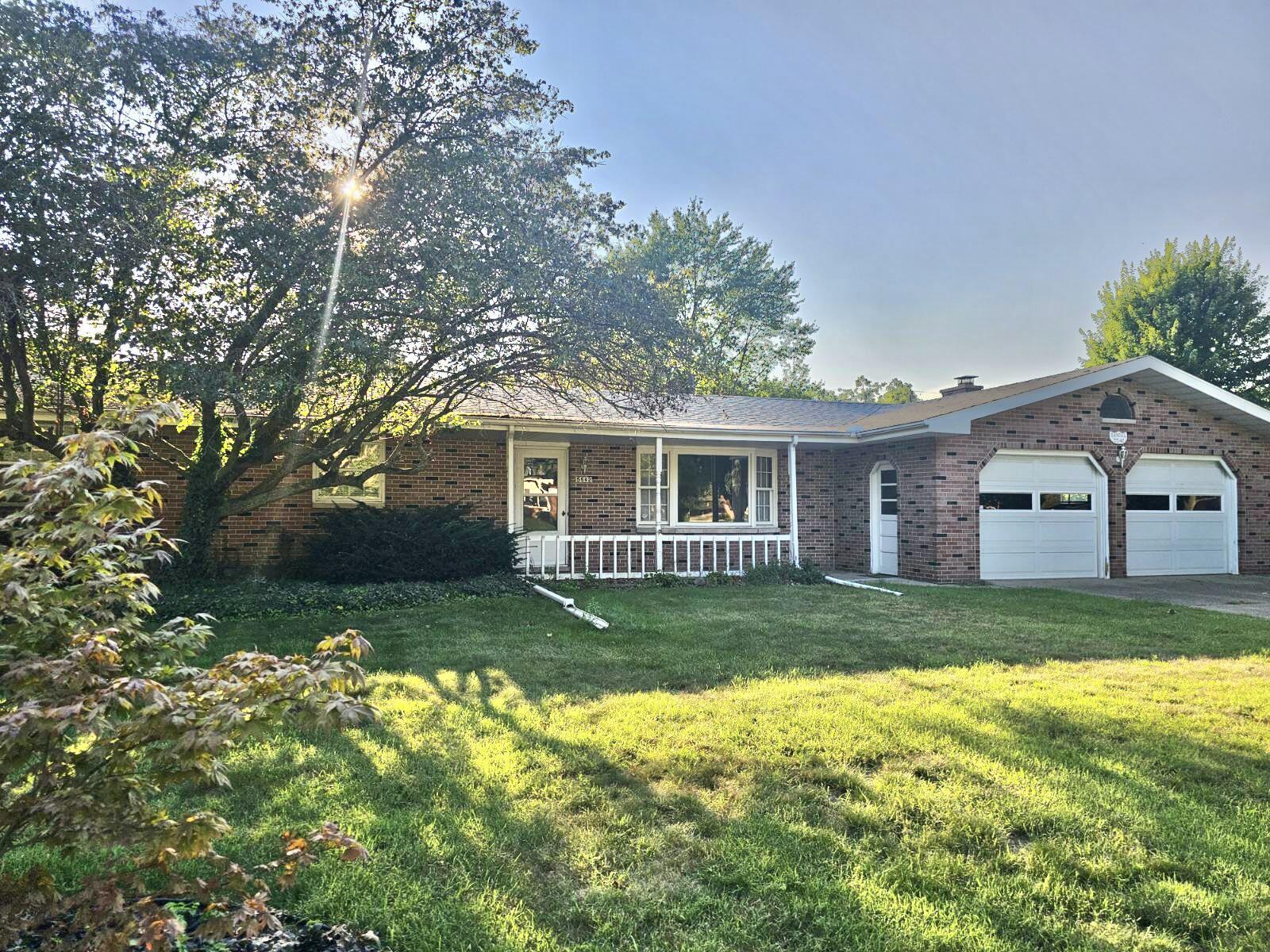 Property Photo: 5542 W Hiawatha Lane MI 49127