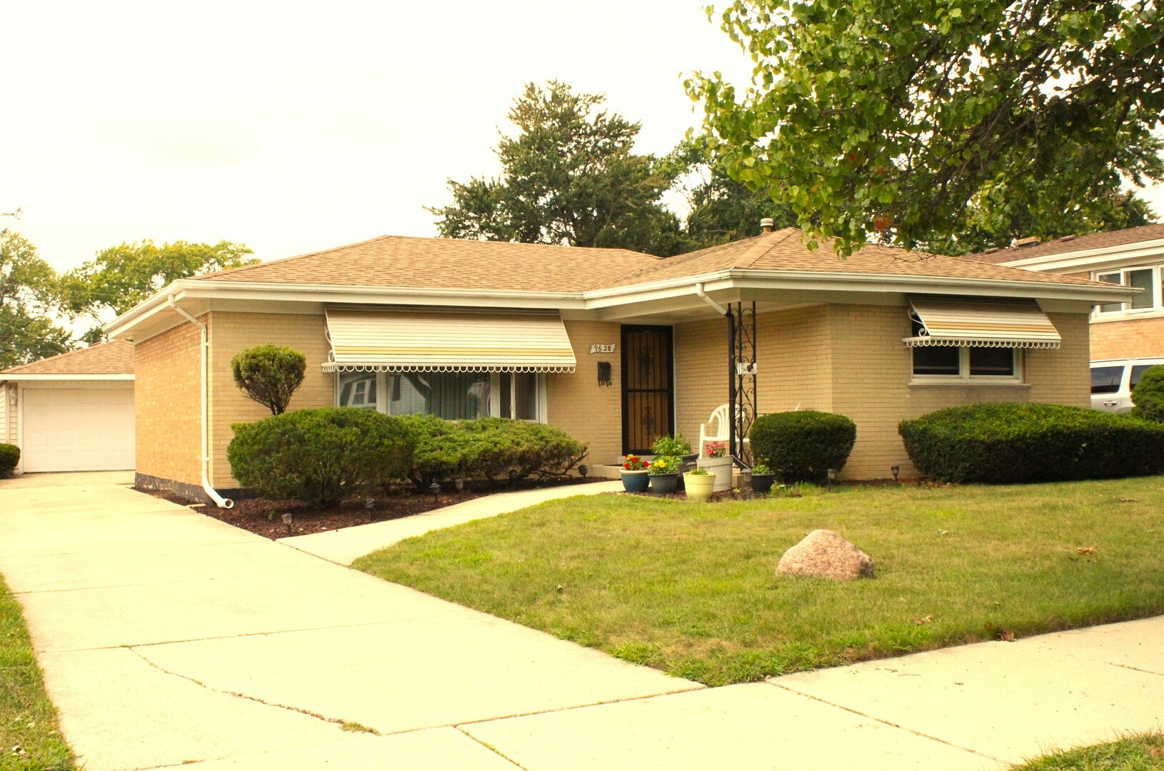 Property Photo:  9628 S Mayfield Avenue  IL 60453 