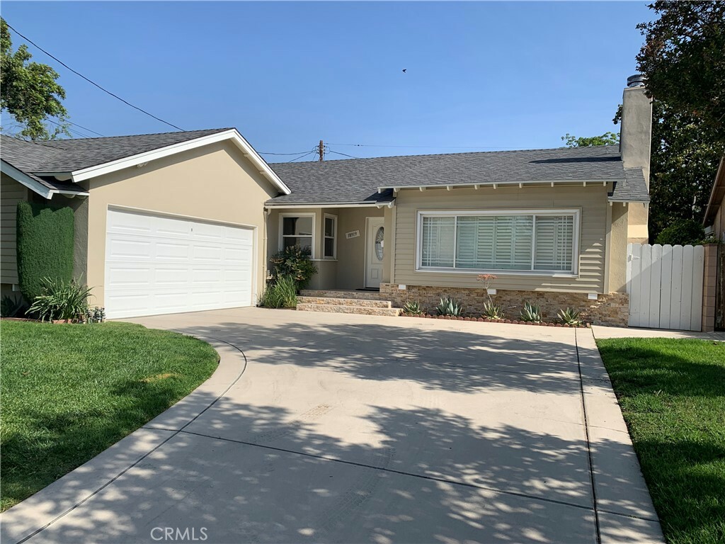 Property Photo:  18919 Liggett Street  CA 91324 