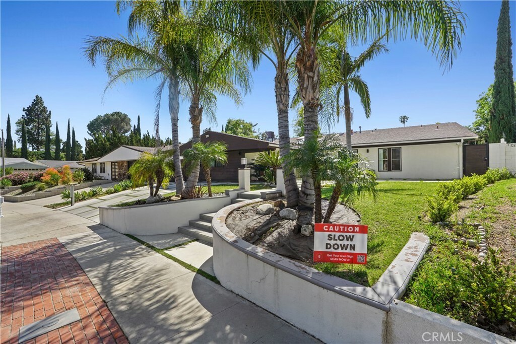 Property Photo:  12835 Titian Avenue  CA 91344 