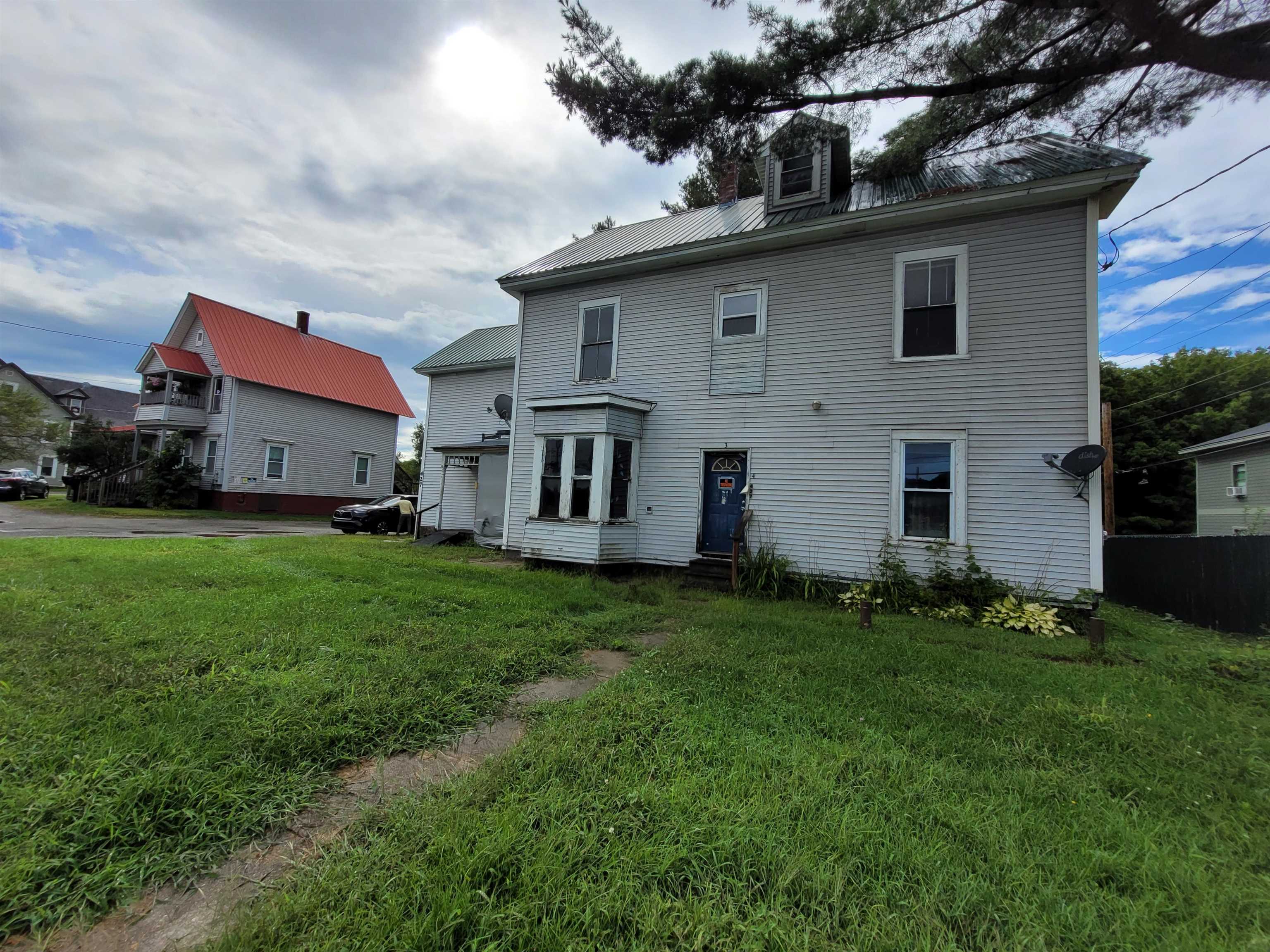 Property Photo:  427 Main Street  VT 05851 