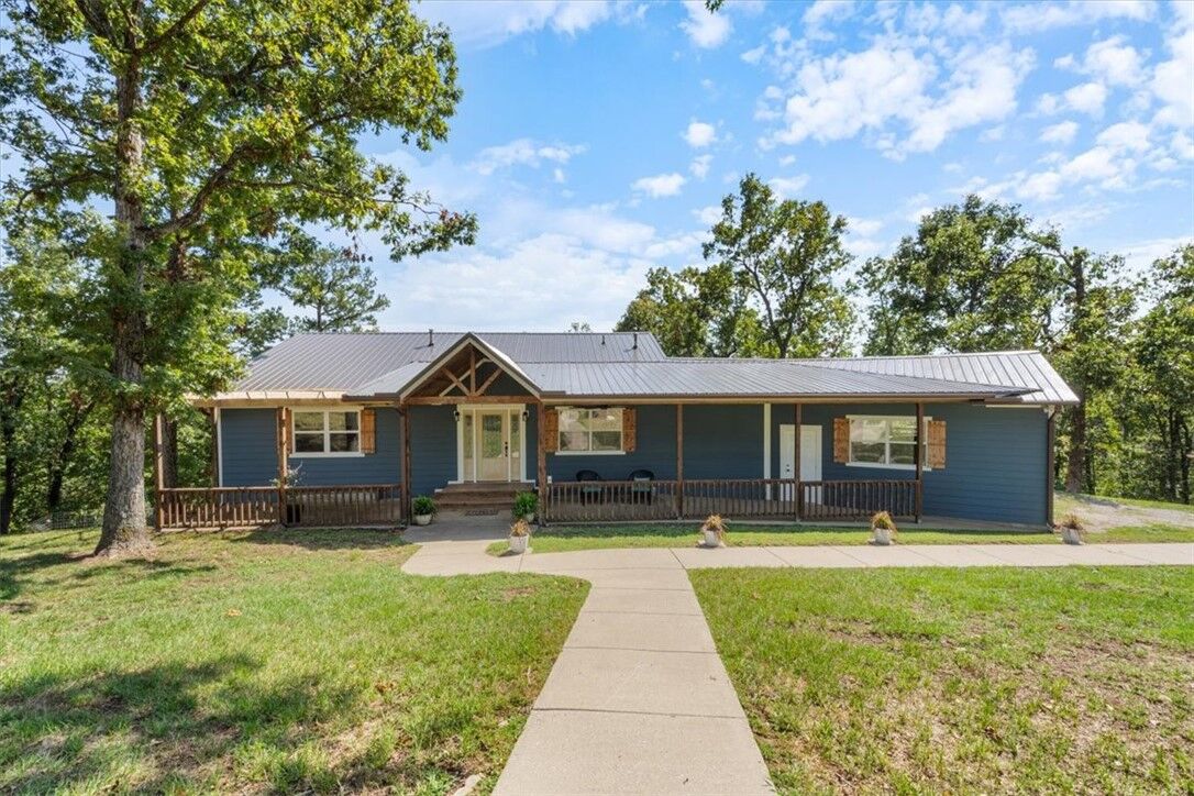 Property Photo: 8120 K Cove Road AR 72756