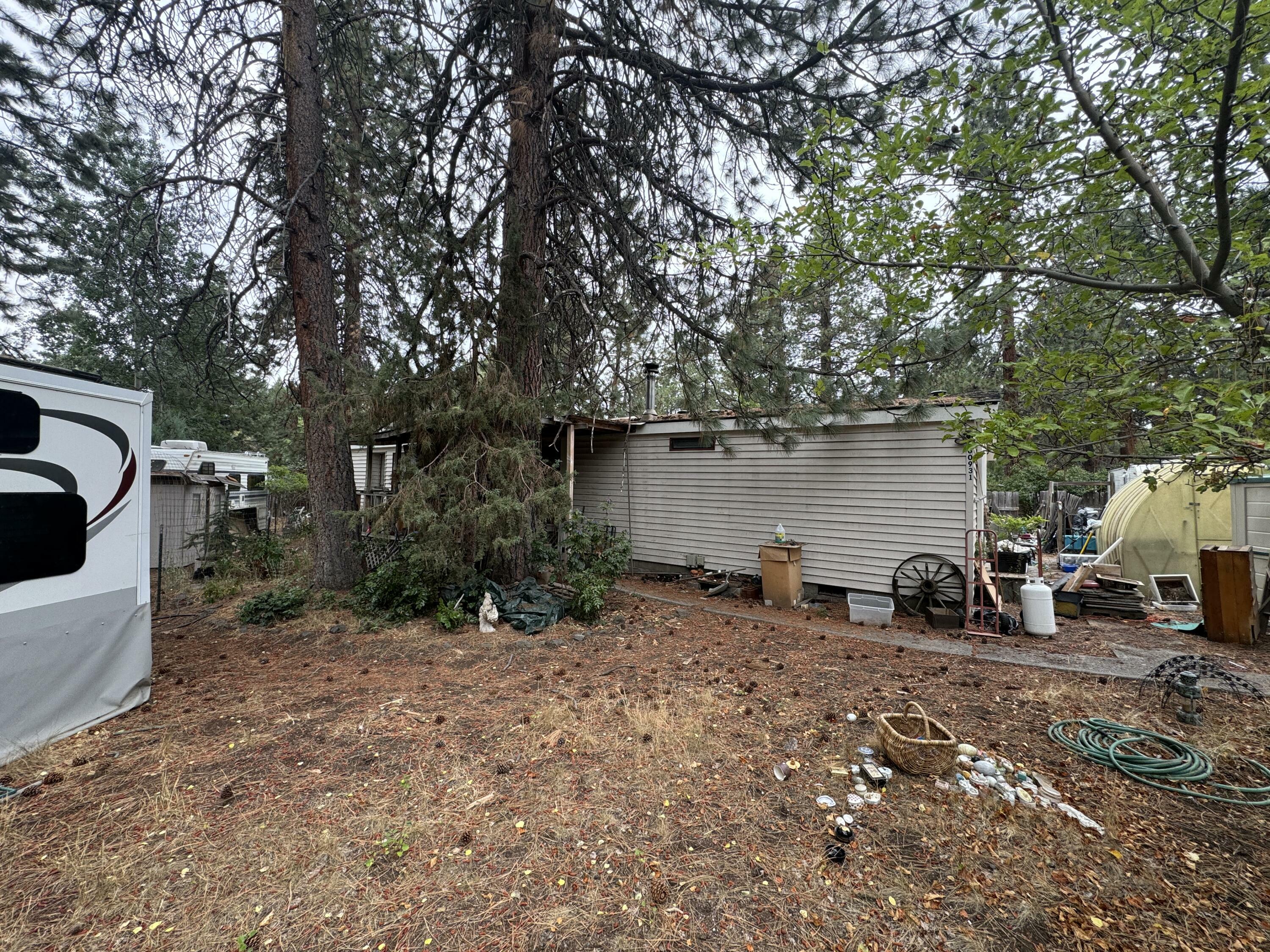 60931 Aspen Drive  Bend OR 97702 photo