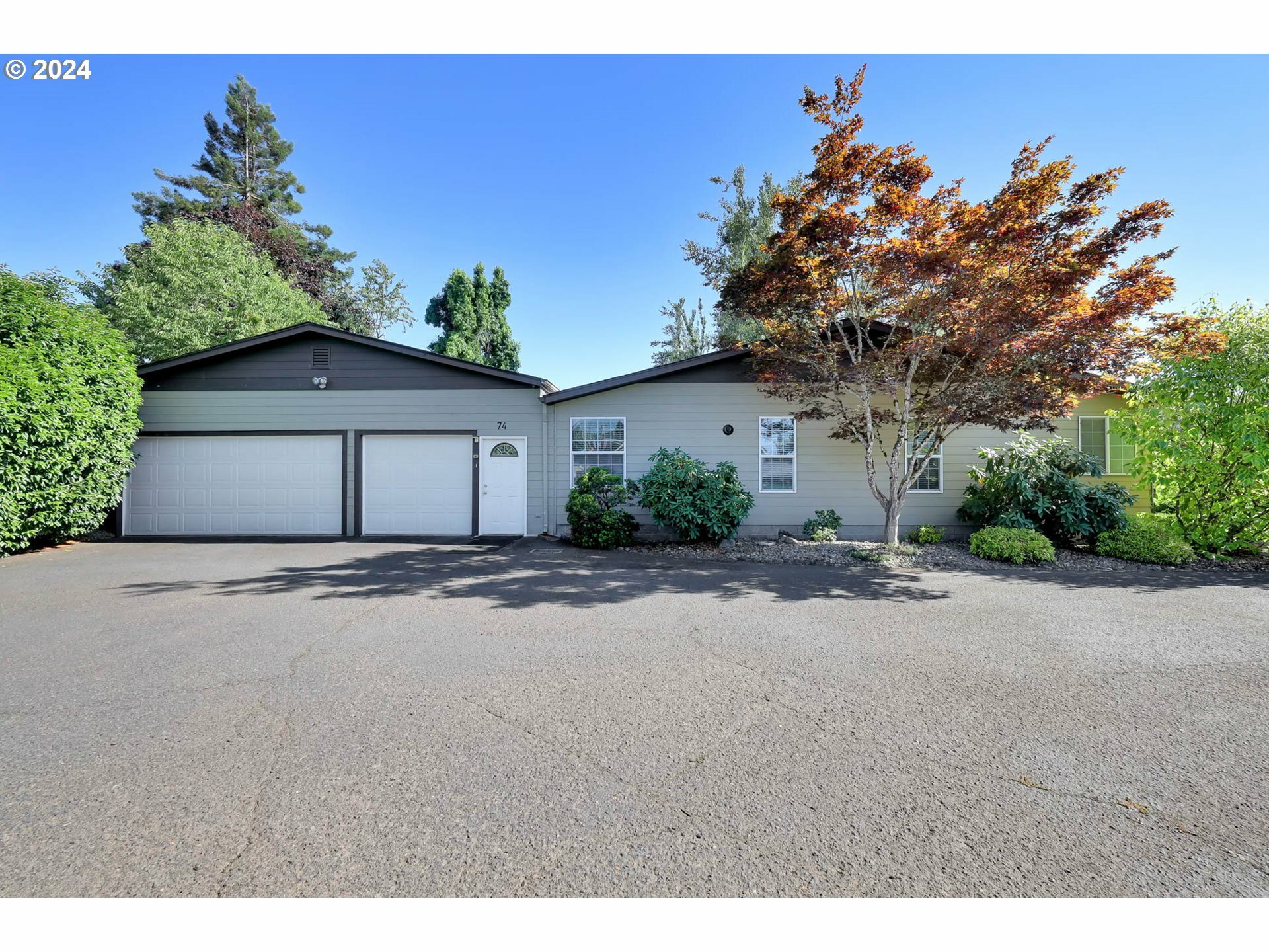 Property Photo:  85961 Edenvale Rd 74  OR 97455 