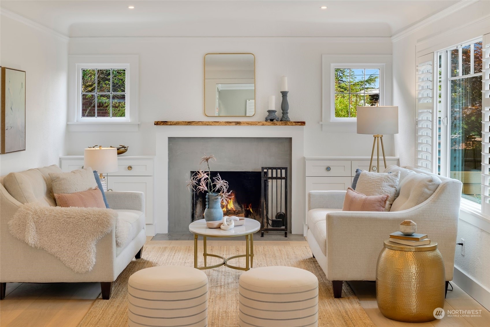 Property Photo: 515 W Garfield Street WA 98119
