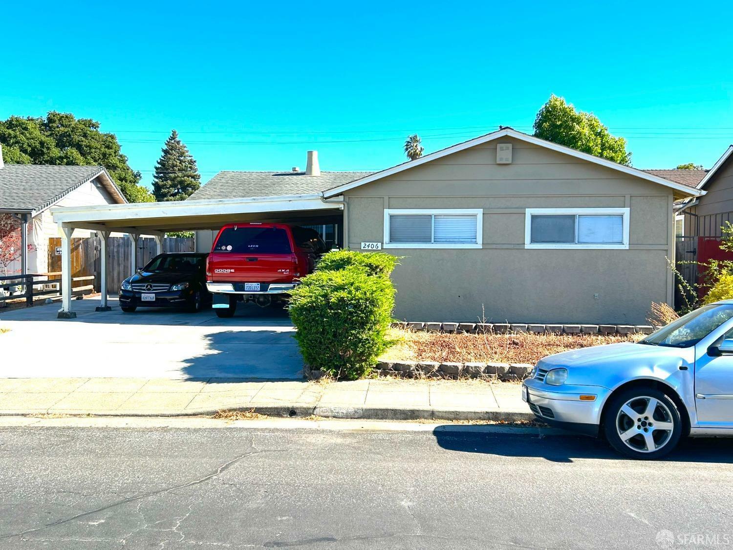 Property Photo:  2406 Kehoe Avenue  CA 94403 