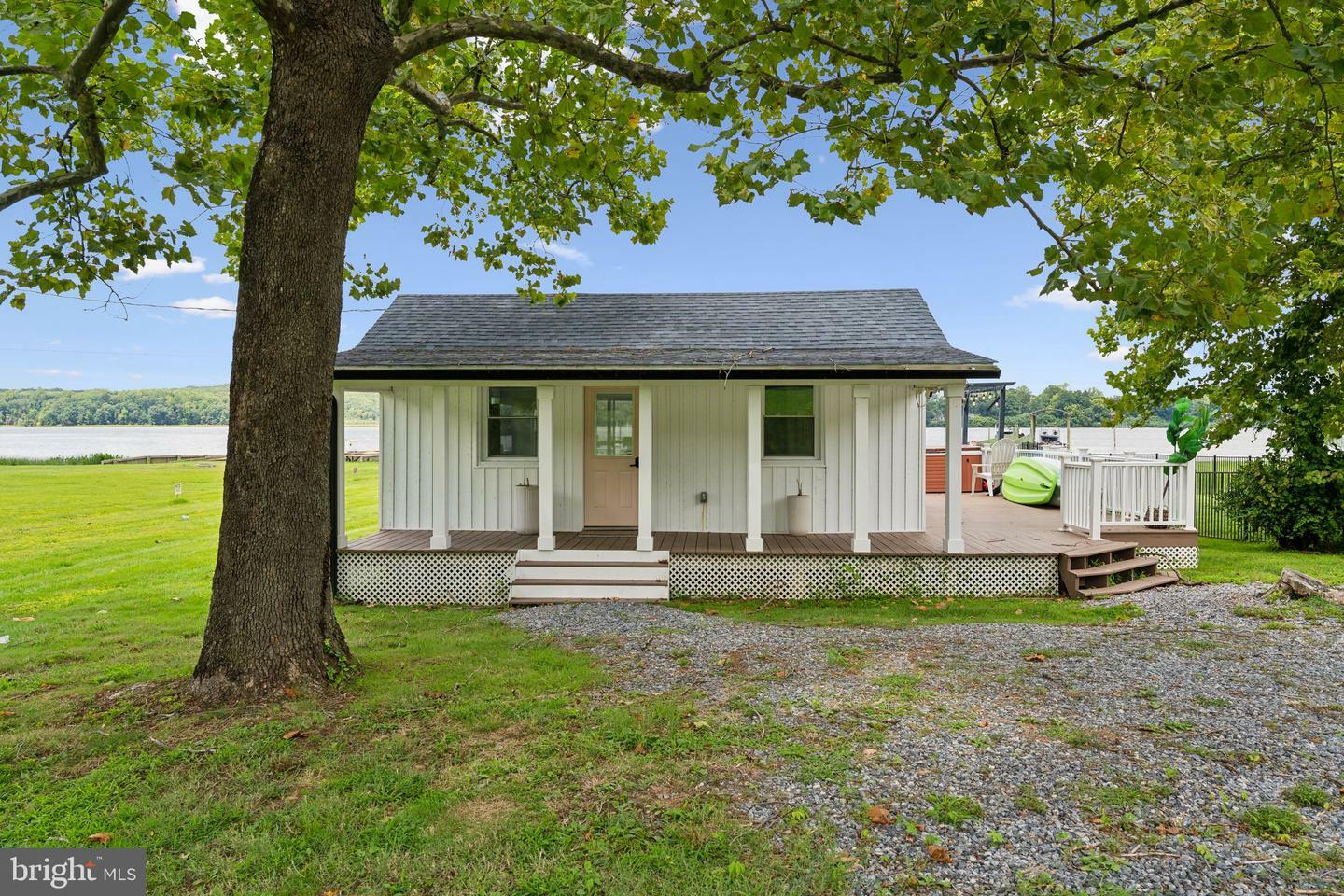 Property Photo:  2619 Lynn Allen Road  VA 22485 