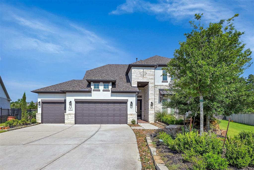 Property Photo: 6 Fringetree Bark Drive TX 77375
