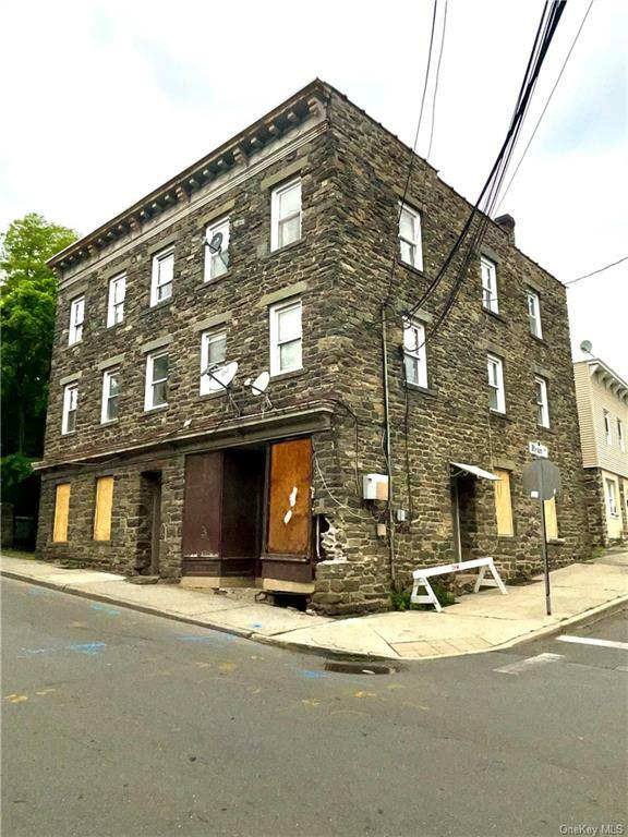 Property Photo: 27 Fox Island Road NY 10573