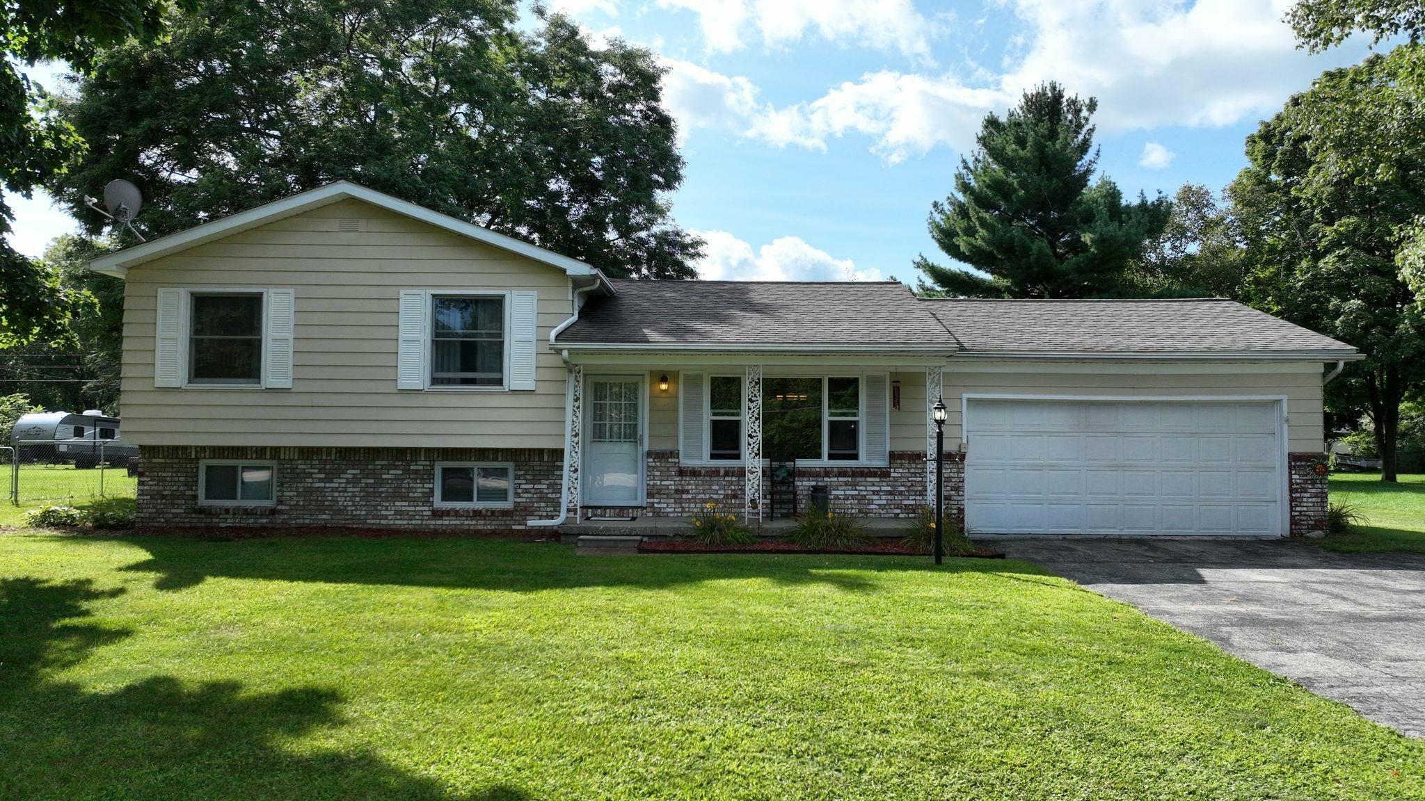 5447 N Seymour Road  Flushing MI 48433 photo