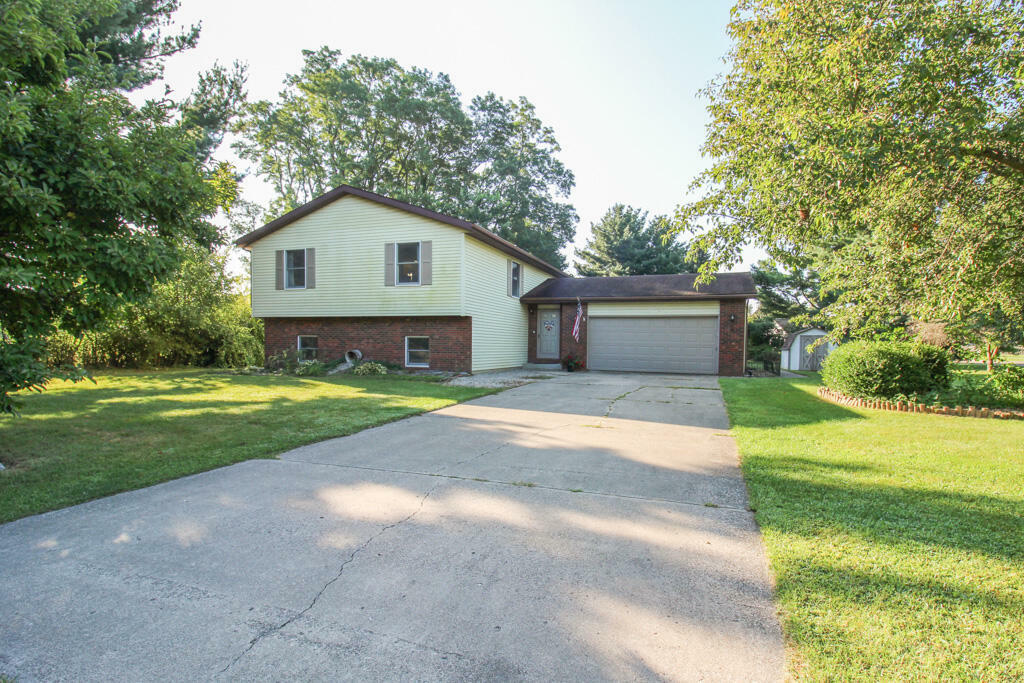 Property Photo:  17335 Arrowhead Trail  MI 49093 