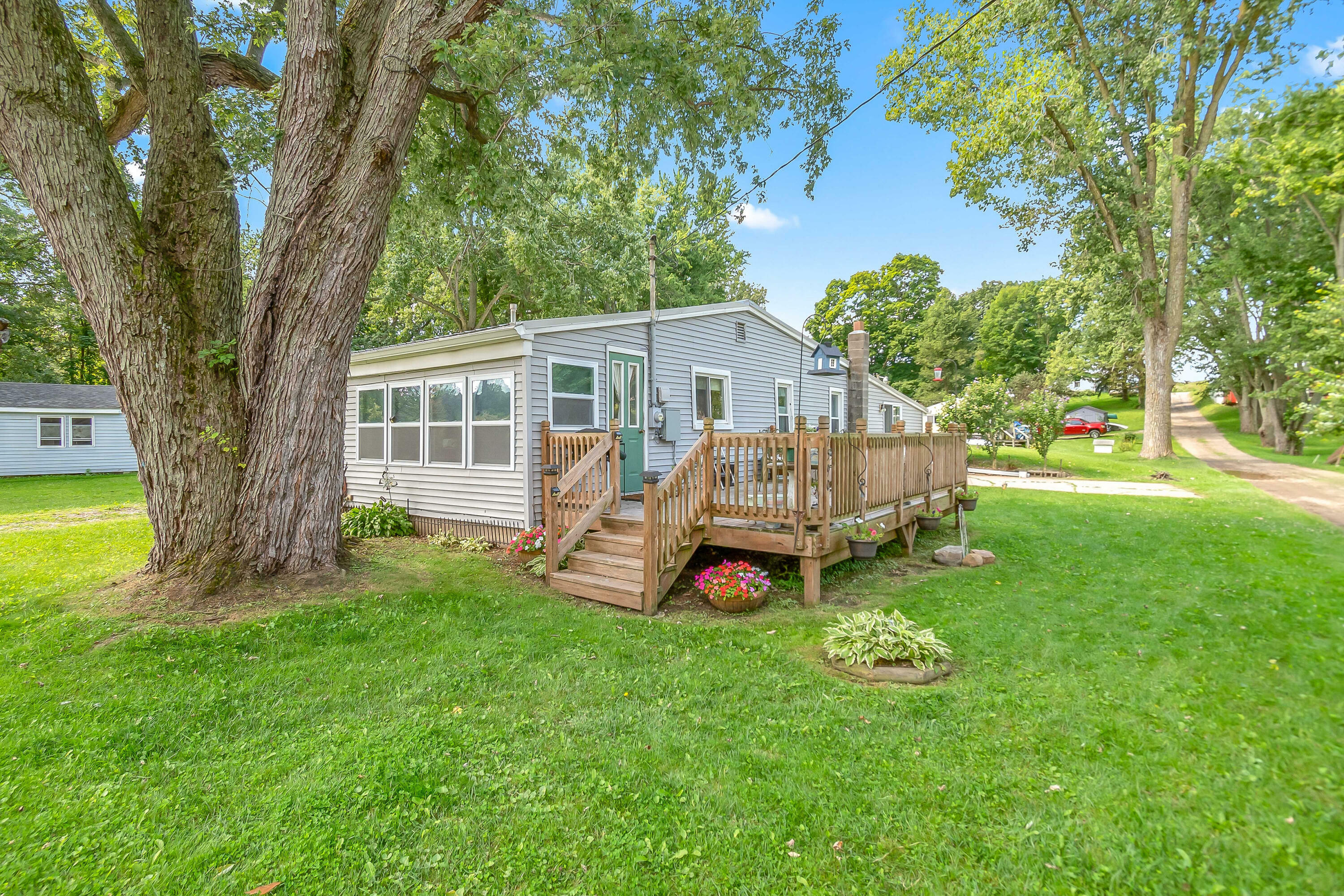 Property Photo:  7590 Kathleen Drive  MI 49274 