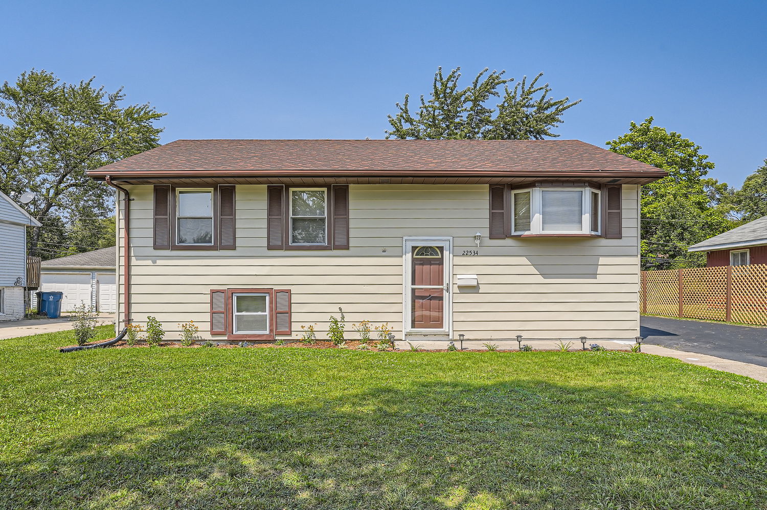 Property Photo:  22534 Yates Avenue  IL 60411 