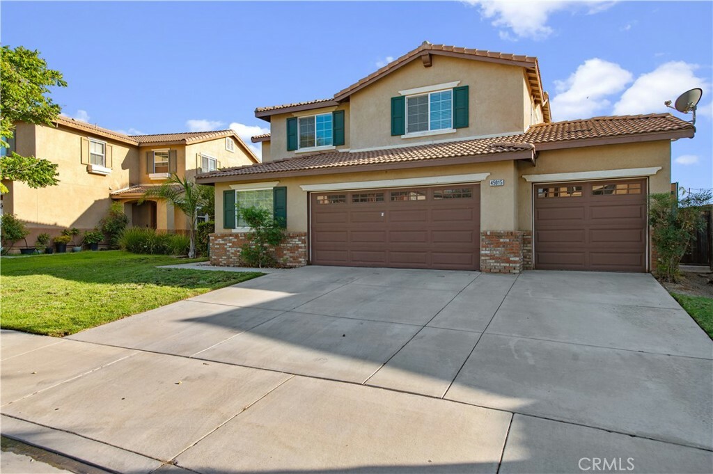 Property Photo:  45015 Sonia Drive  CA 92532 