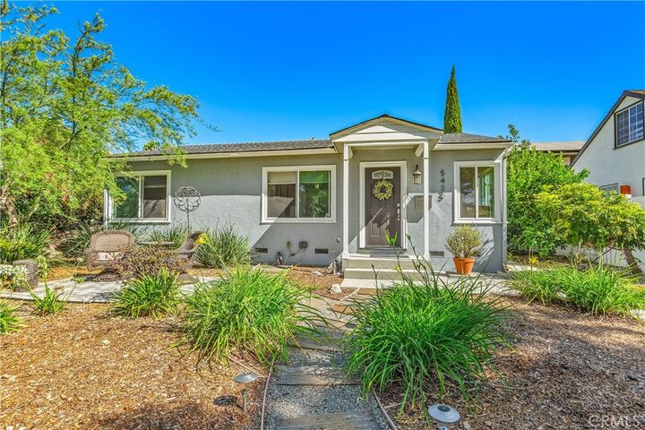 Property Photo:  5425 E Conant Street  CA 90808
