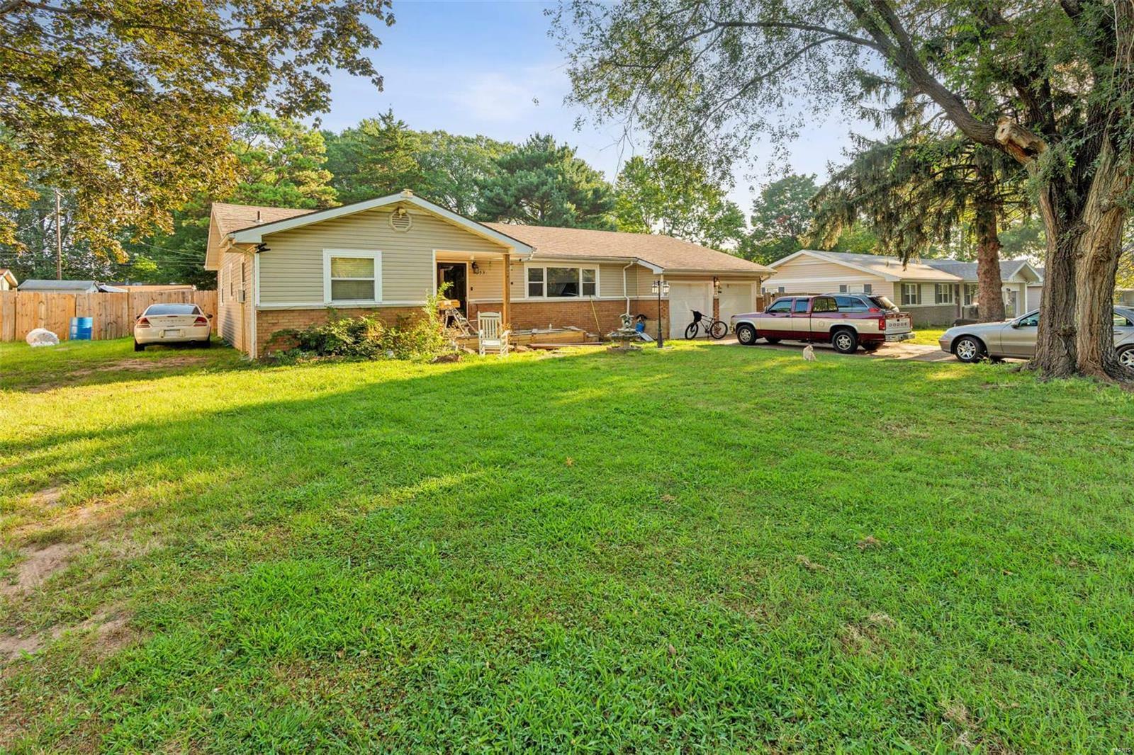 Property Photo:  653 W Westview Street  MO 65807 