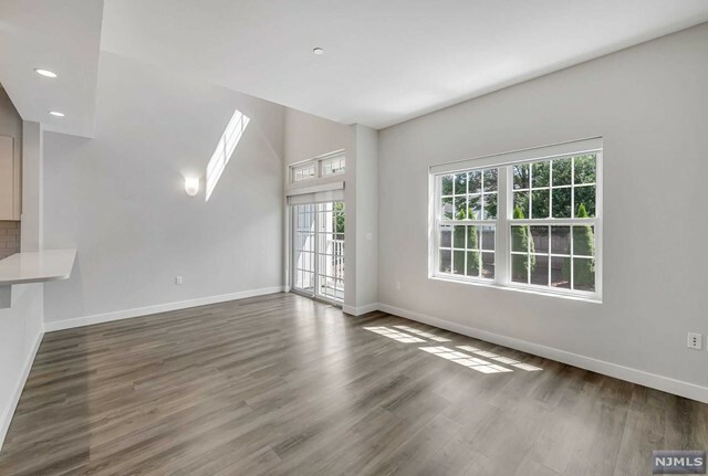 Property Photo:  764 Newbridge Road 2U  NJ 07666 