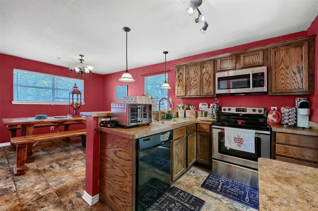 Property Photo:  1111 Ridgewood Road  TX 75020 