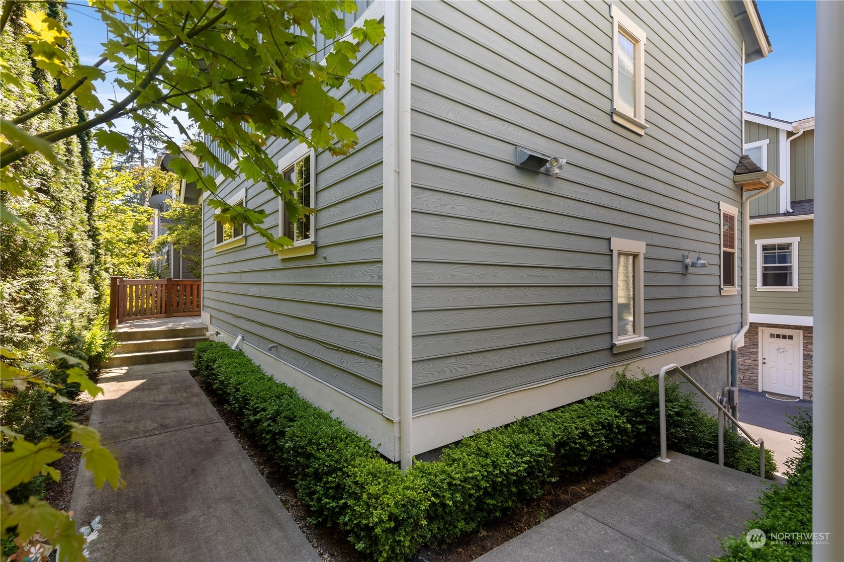 Property Photo:  7525 210th Street SW  WA 98026 