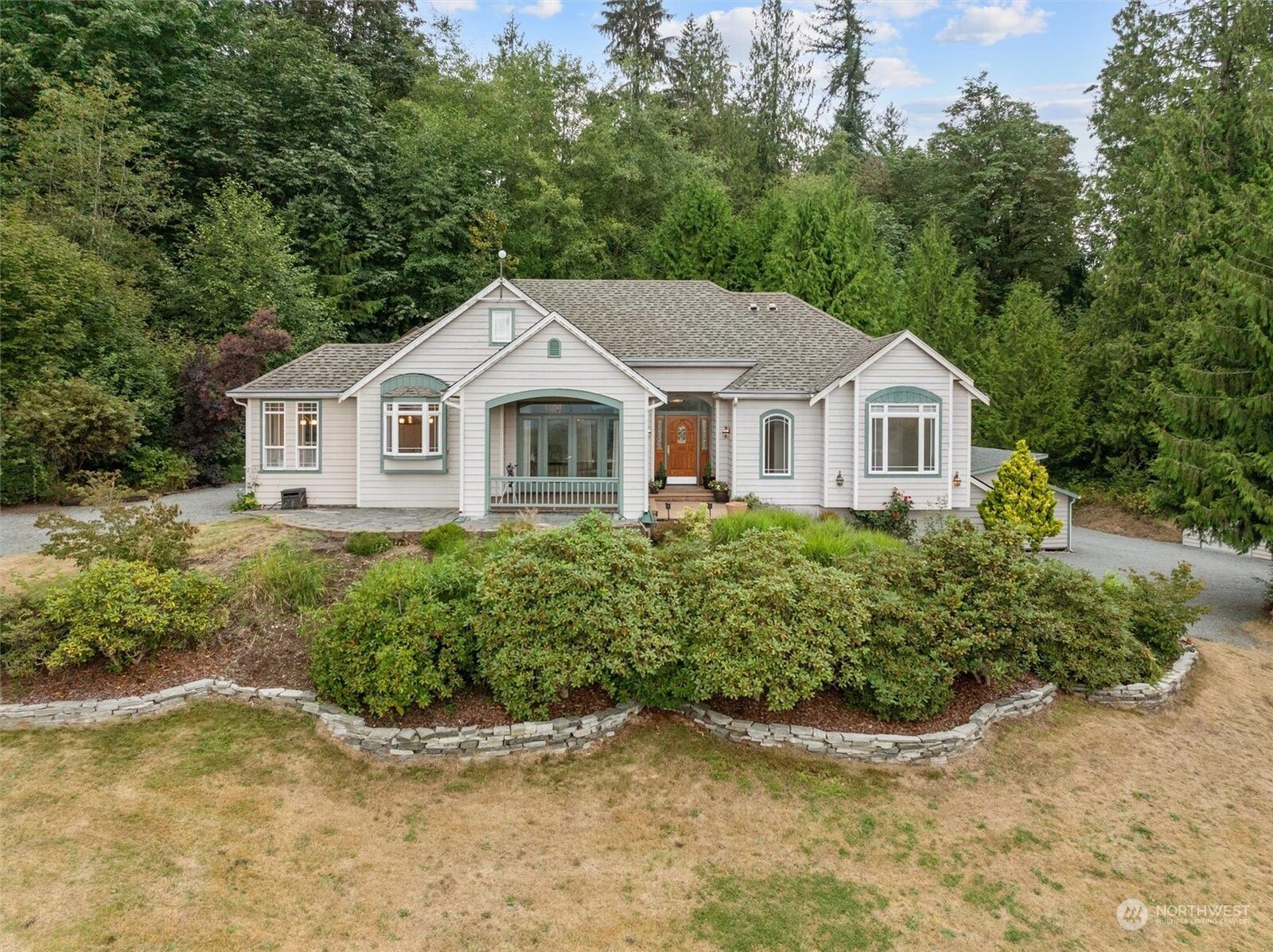 Property Photo: 22516 170th Avenue SE WA 98272