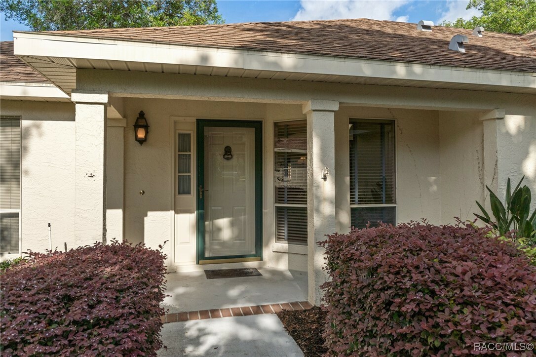 Property Photo:  1610 N Dalary Point  FL 34429 