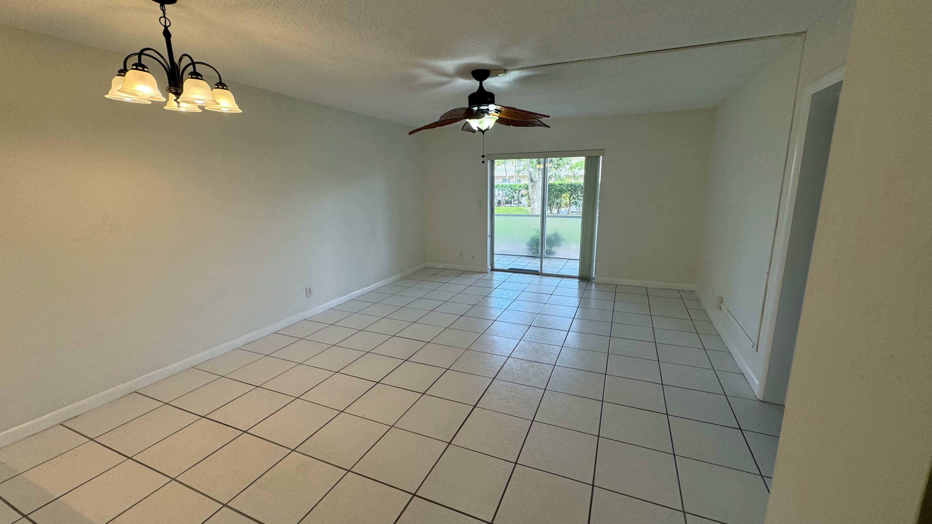 Property Photo:  2647 N Garden Drive 110  FL 33461 