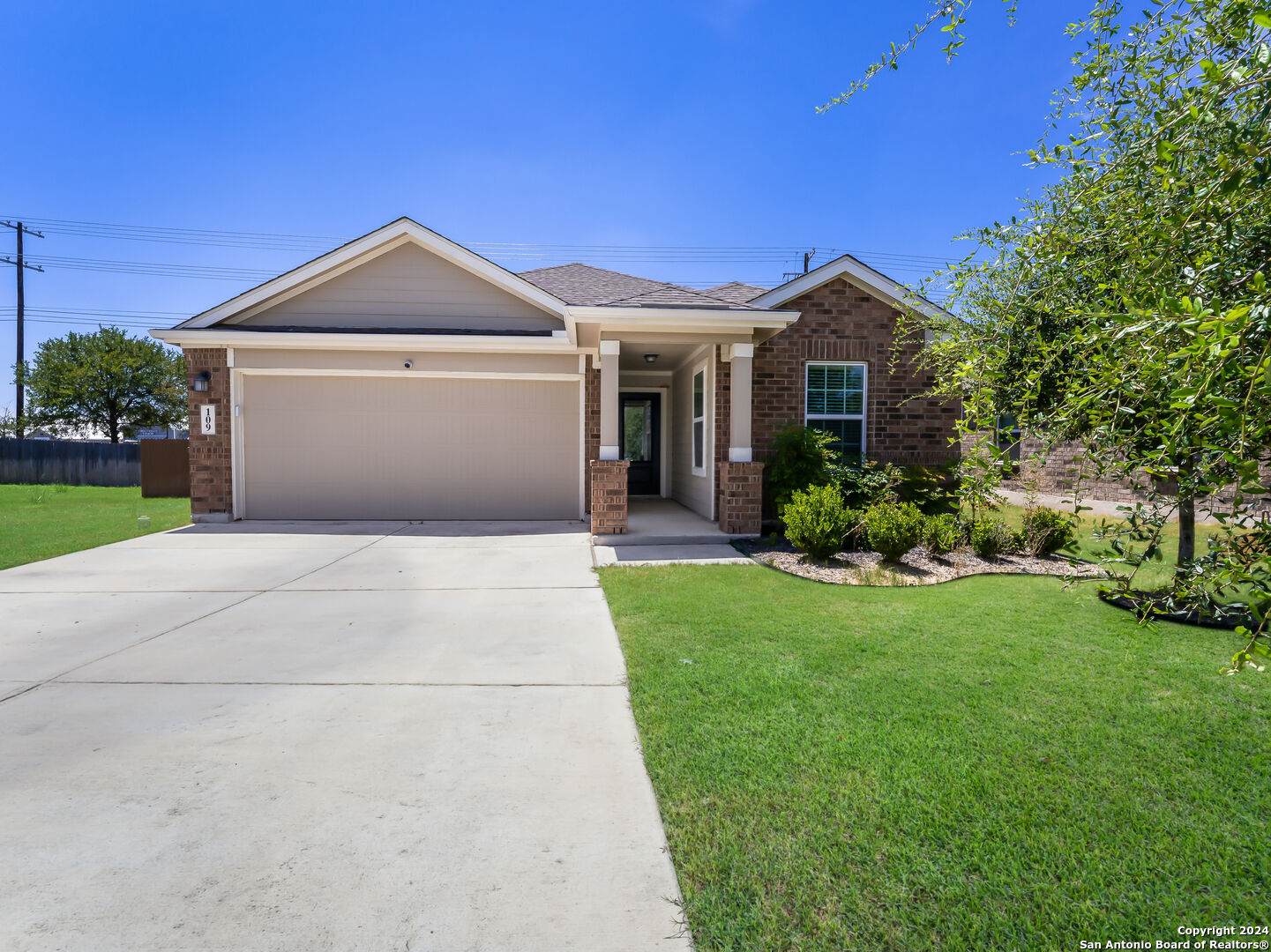 Property Photo: 109 Sunset Hts TX 78108