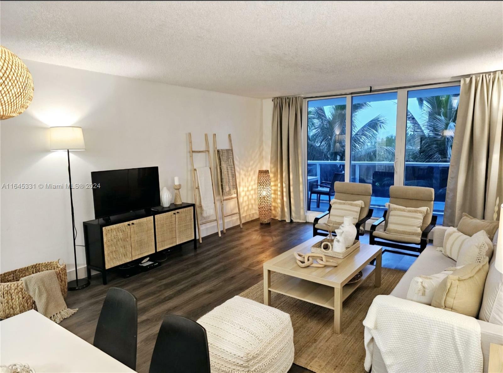 Property Photo:  2301 Collins Ave 333  FL 33139 