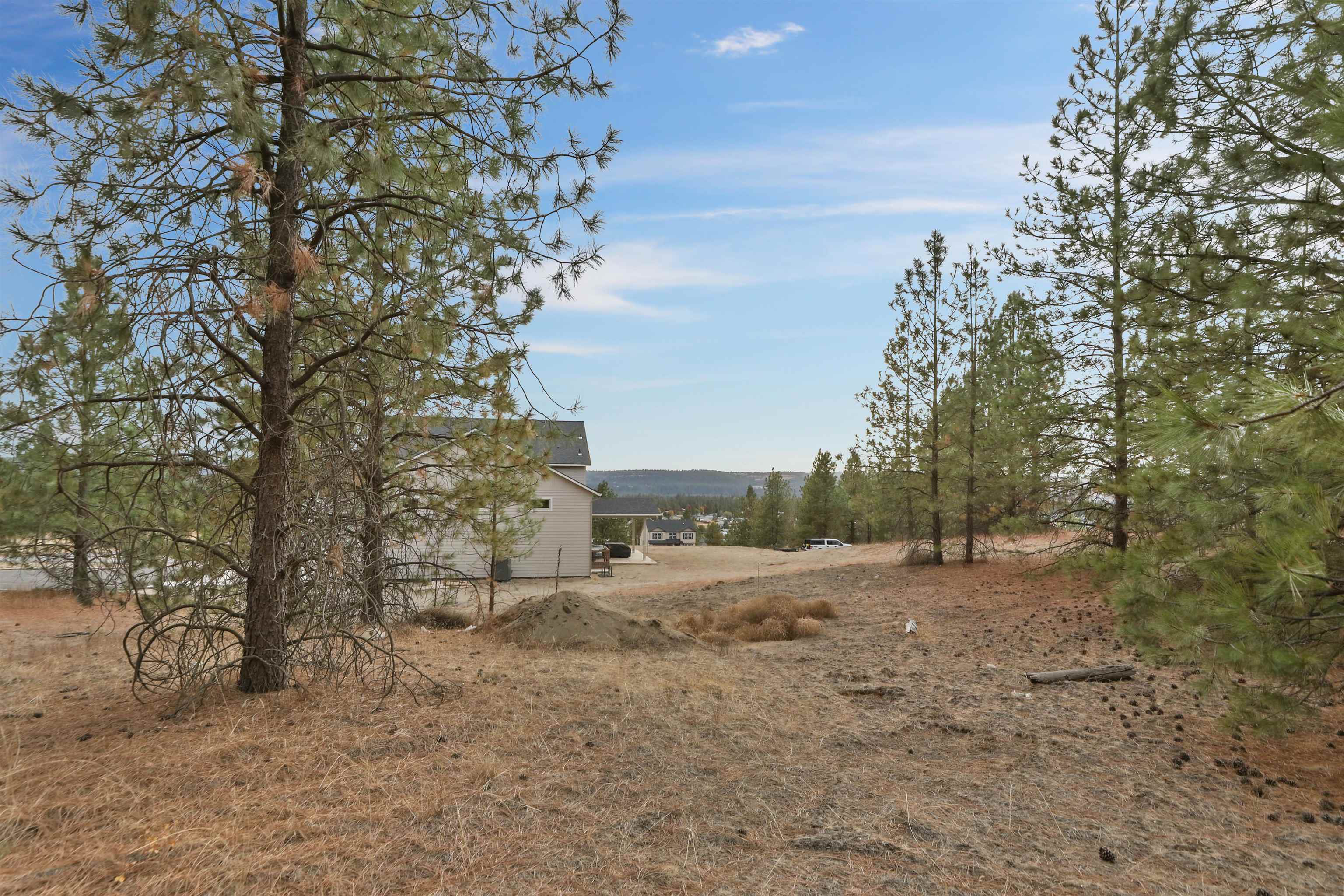 Property Photo:  60885 Westview Dr Lot 44  WA 99026 