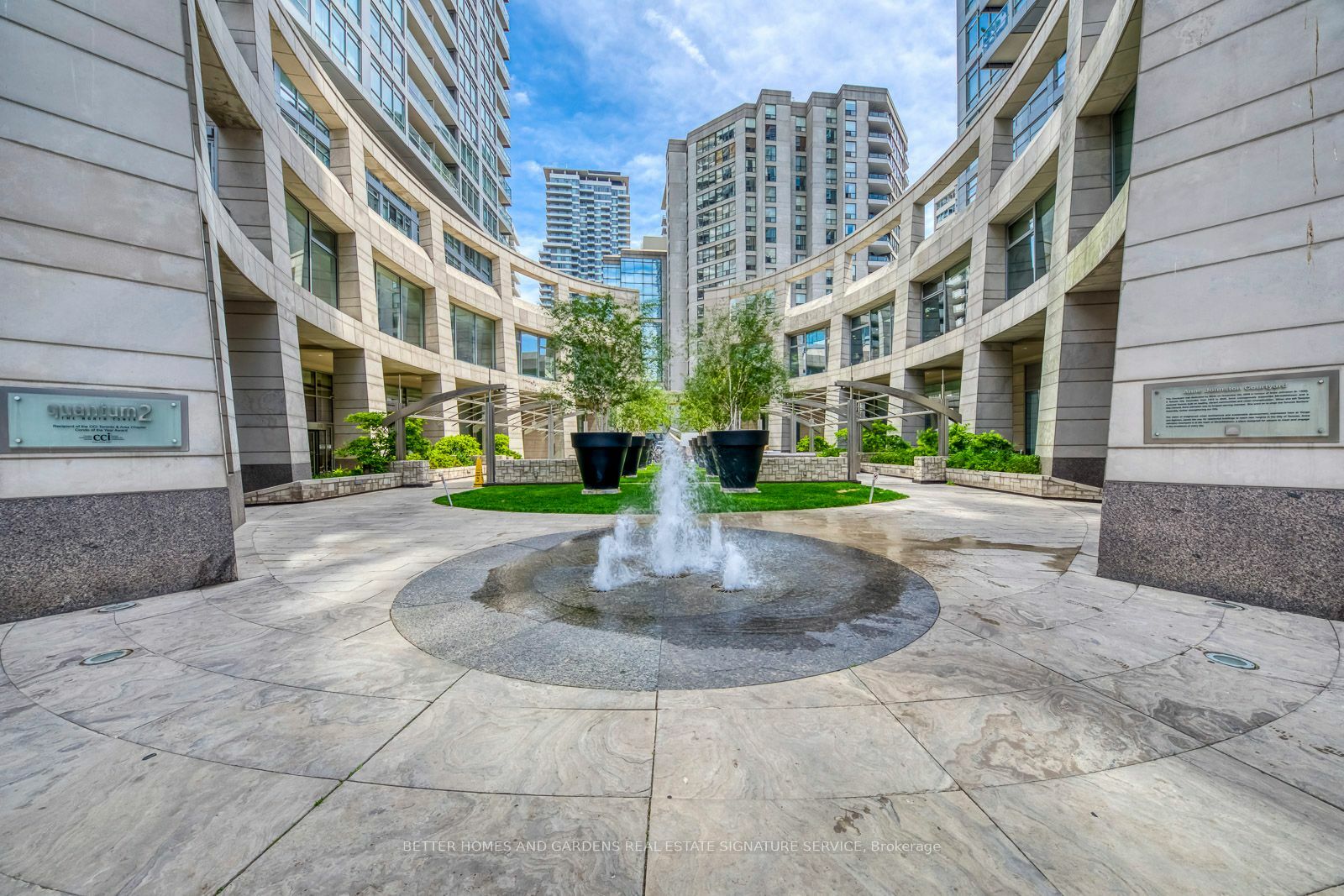 Property Photo:  2191 Yonge St 1708  ON M4S 3H8 