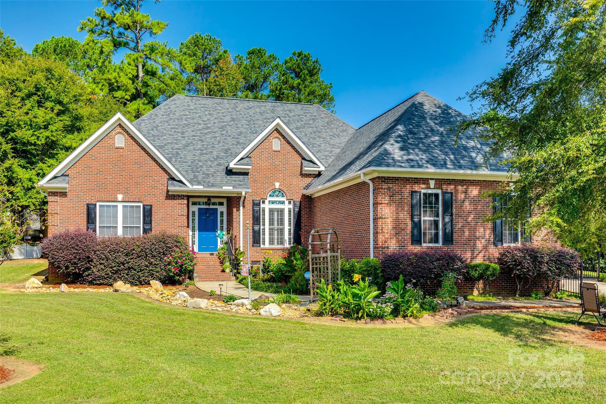 Property Photo:  205 Fairway Circle  SC 29730 